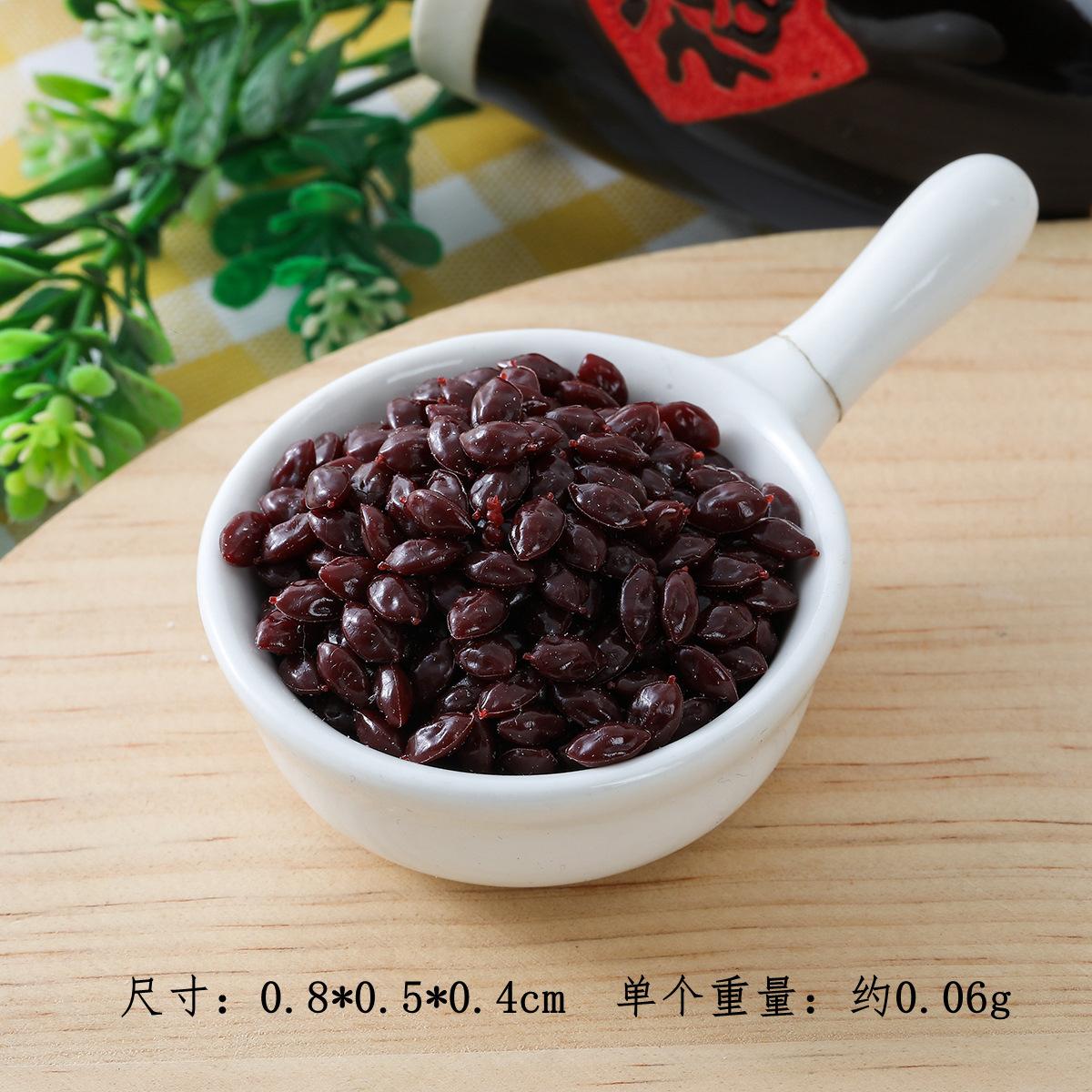 Buy by the gram / Miniature red grapes