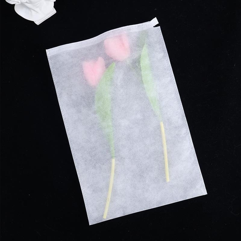 Disposable Non-Woven Drawstring Pouch Clothing Dustproof Drawstring Pouch Non-Woven Storage Bag Custom thumbnail 4