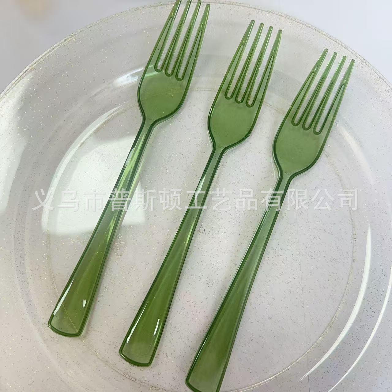 Transparent olive green (same color as cups and plates) / Knife