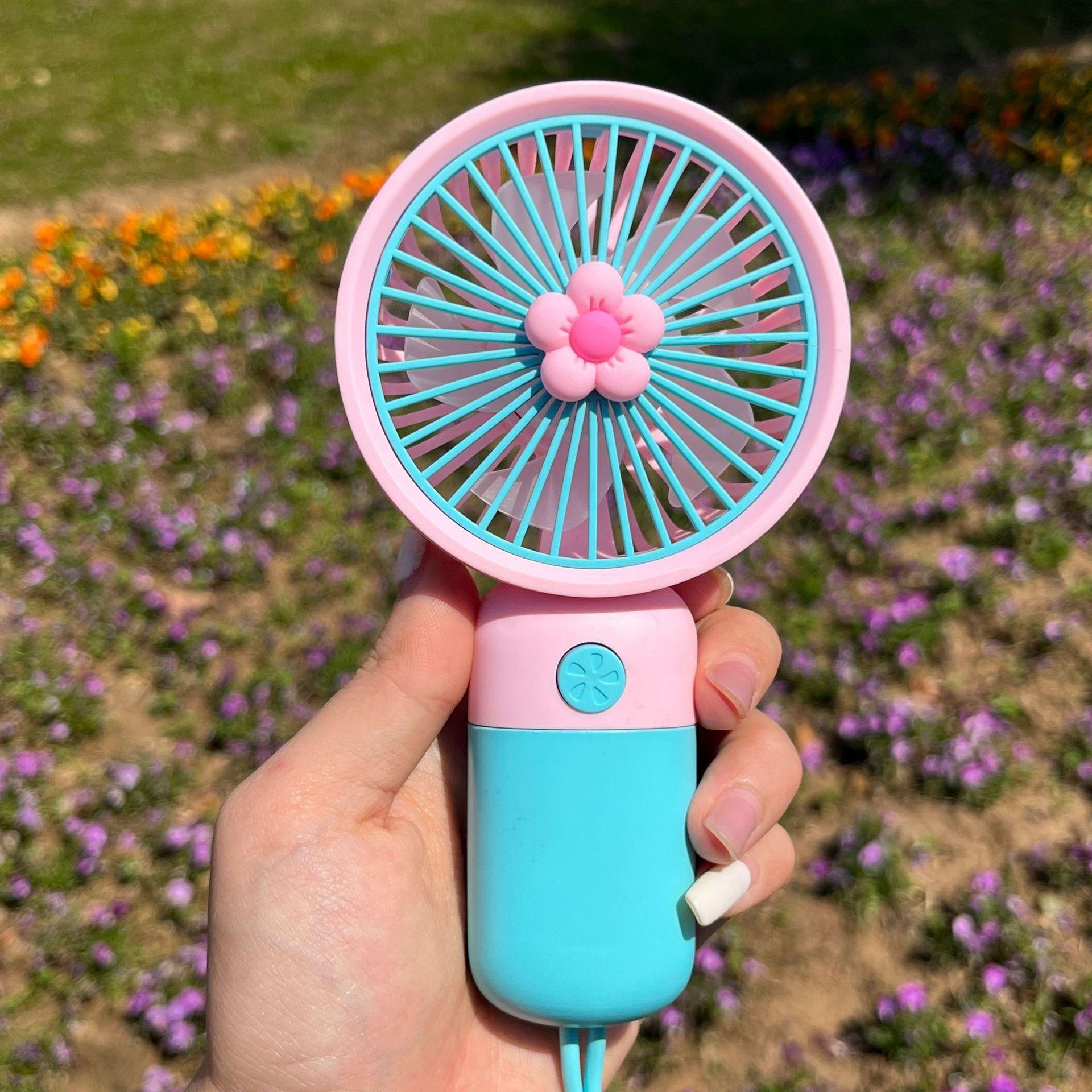 6*8*16 / Blue flower fan
