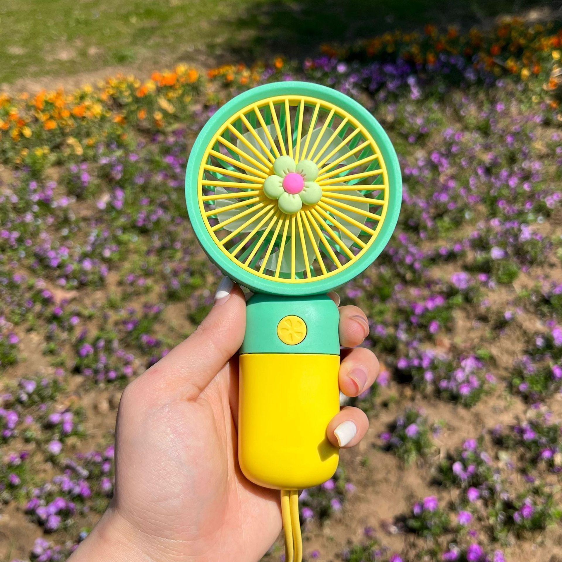 6*8*16 / Yellow flower fan