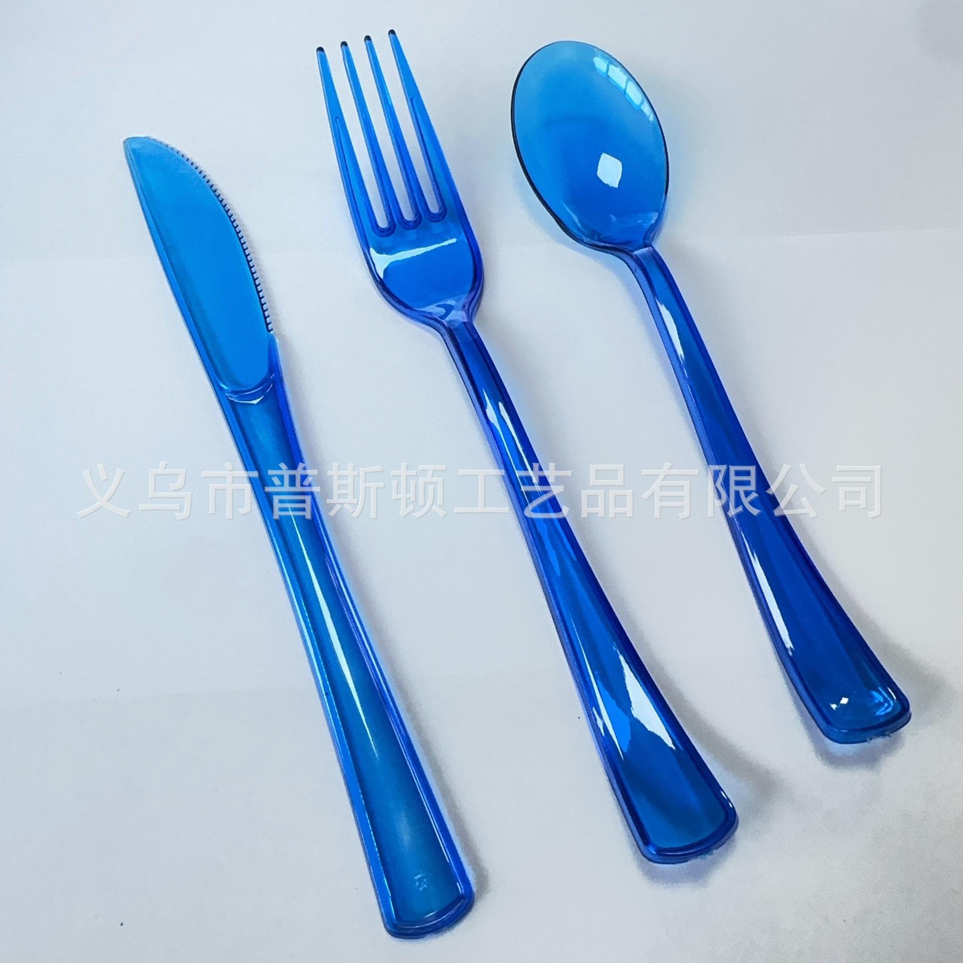 Semi-transparent blue (same color as cups and plates) / Spoon
