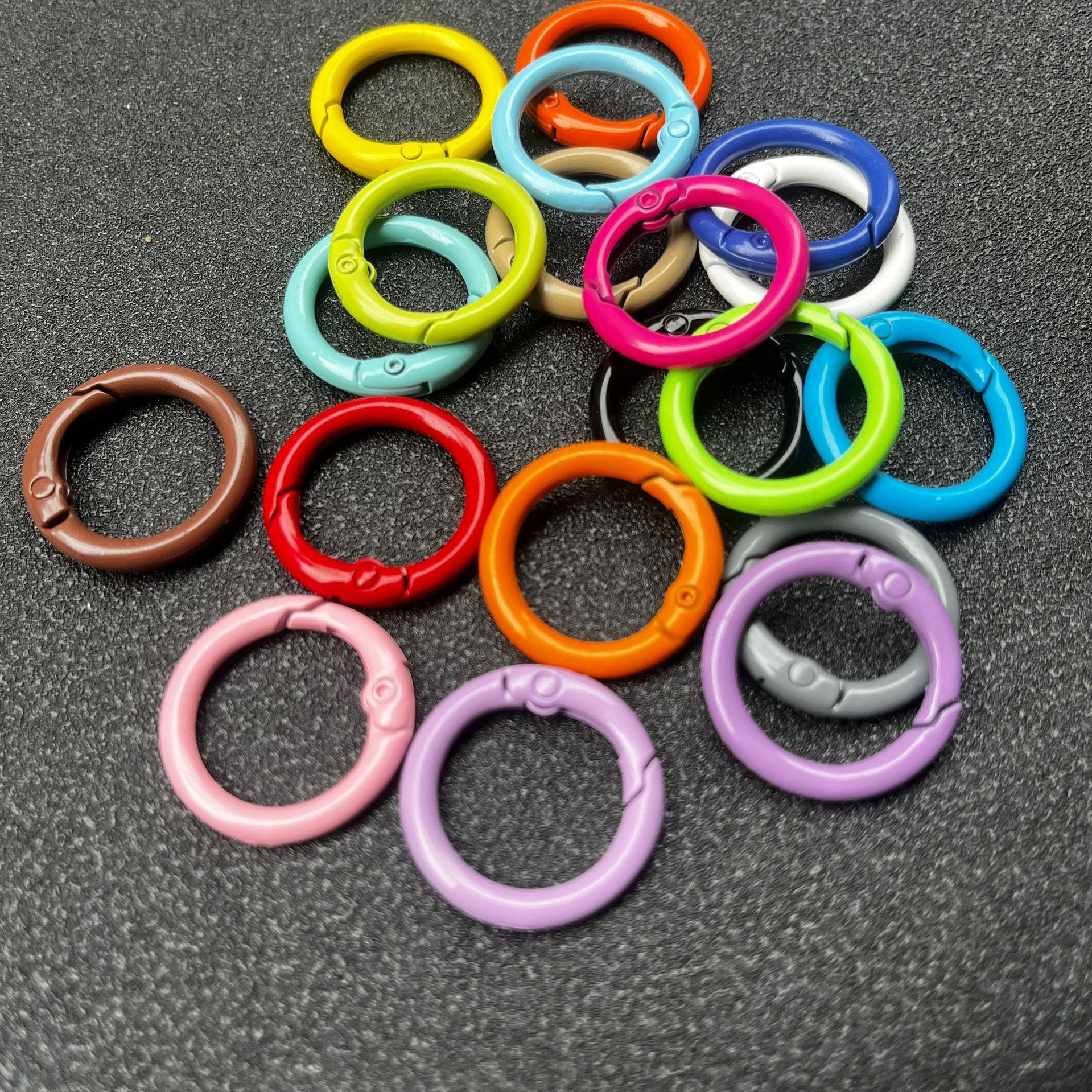 Zinc Alloy Round Keychain DIY Luggage Accessories Open Circle Spring Buckle Colorful Spray-Painted Spring Ring thumbnail 3