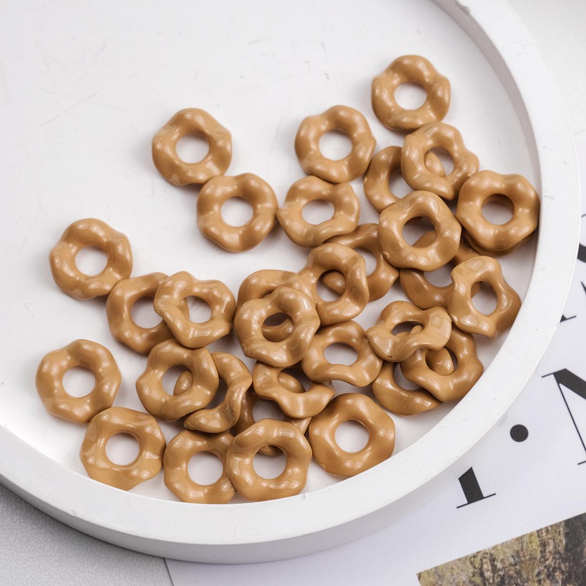 Light coffee / Mini size 7*7mm (aperture 2.5mm)