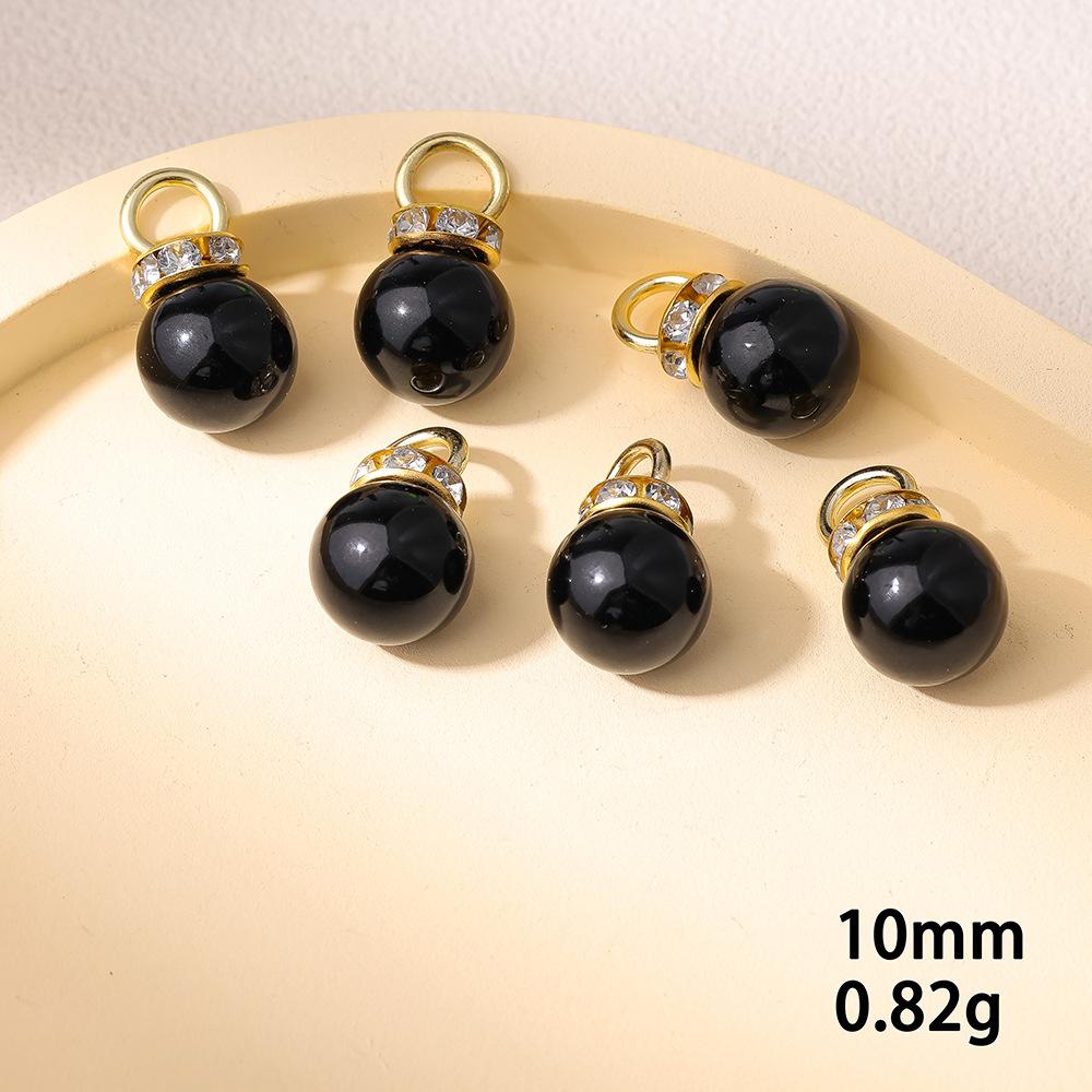 Black gold circle / 8mm