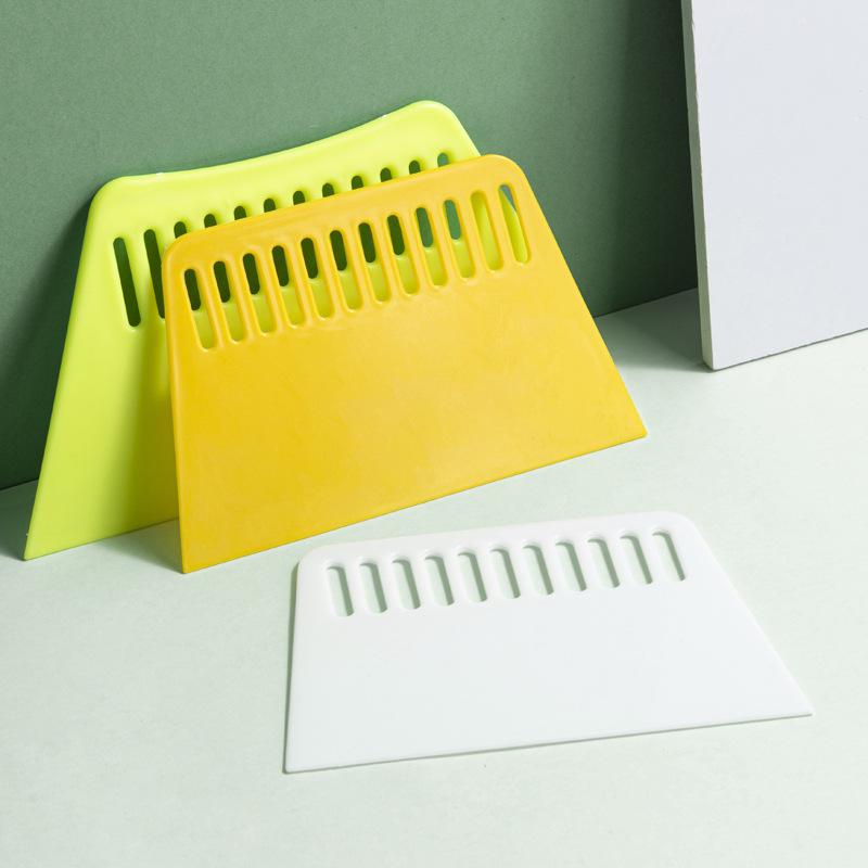 Taizhou plastic wallpaper scraper universal glue to increase thickening decoration transparent wall paste paint paint scraper wholesale thumbnail 3