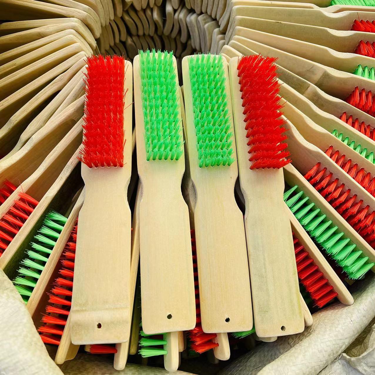 Red and Green Bamboo Brush, Household Cleaning Bamboo Shoe Brush, Household Standing Bamboo Brush, Skewer Brush, 1 Yuan Supply