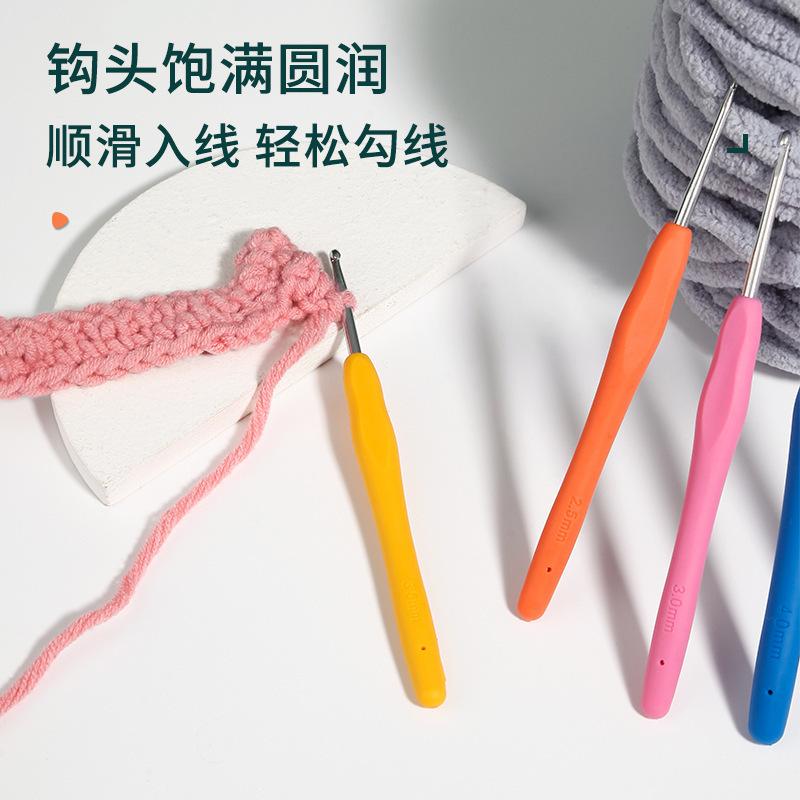 Single-Head Crochet Tpr Silicone Crochet Soft Handle Solid Crochet Set Pvc Packaging Metal Hand-Knitted Aluminum Crochet thumbnail 3