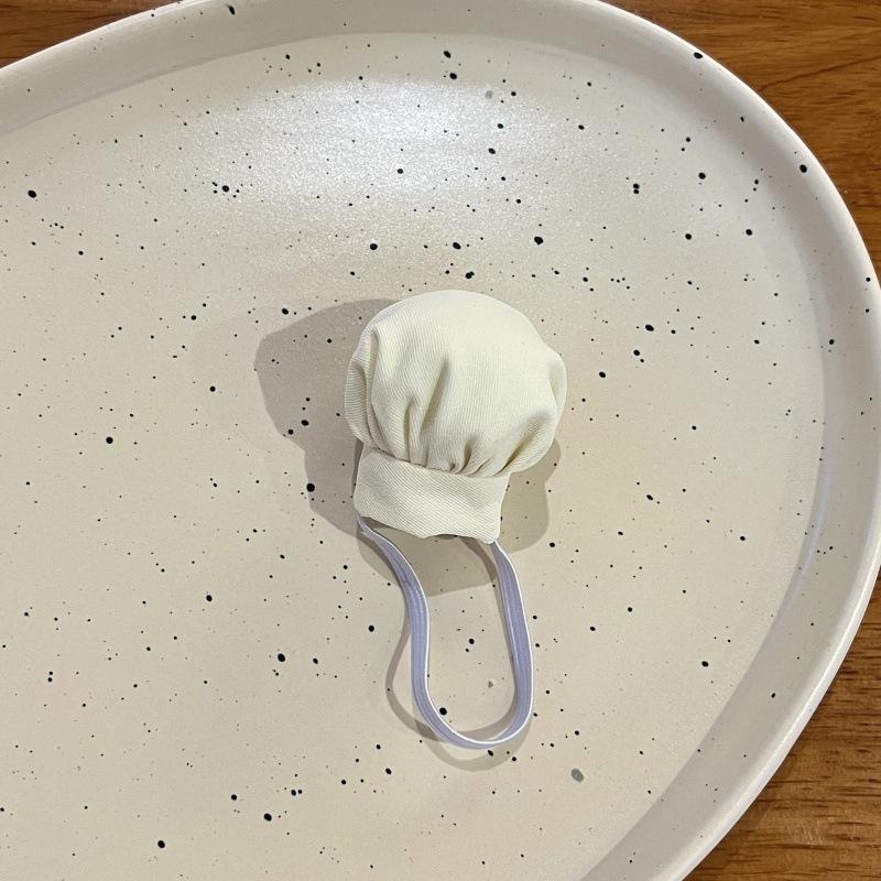 Beige chef hat (elastic cord)