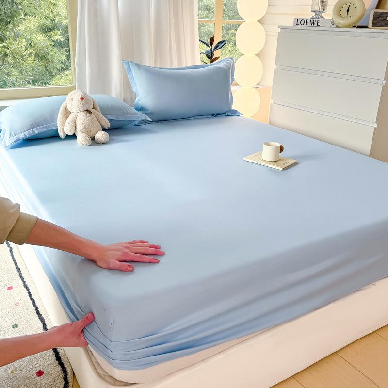 Light blue / Custom pillowcase (color random) - sold individually, orders will not be shipped