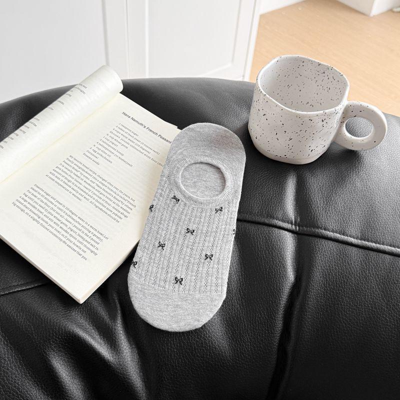 Black butterfly light gray