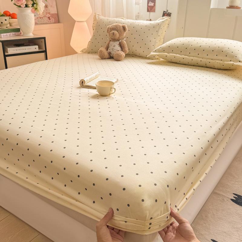 Cream polka dots / Custom pillowcase (color random) - sold individually, orders will not be shipped