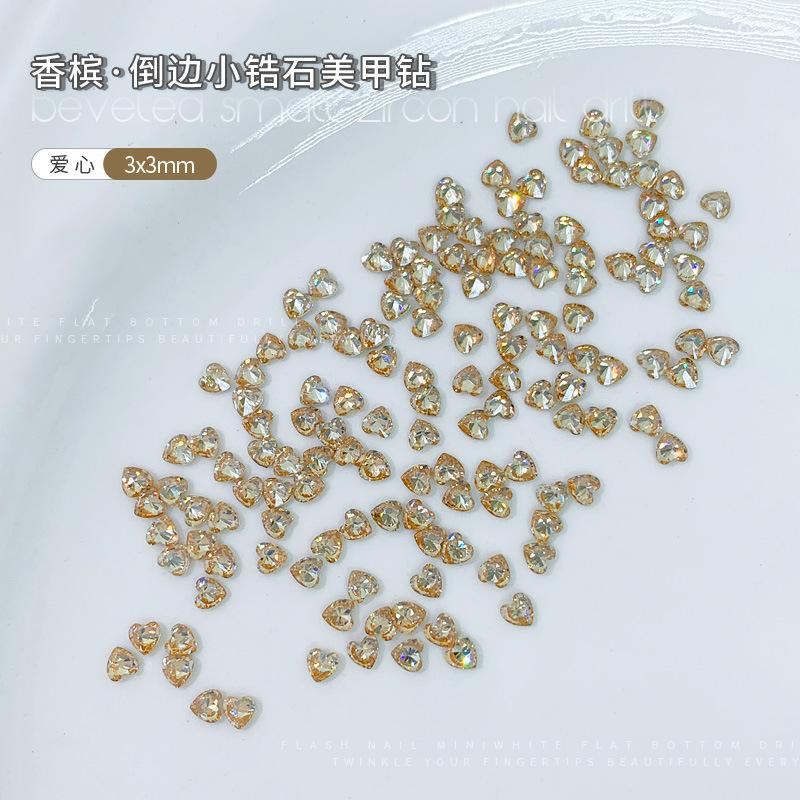 Heart-shaped cubic zirconia bead, 3x3mm, single piece