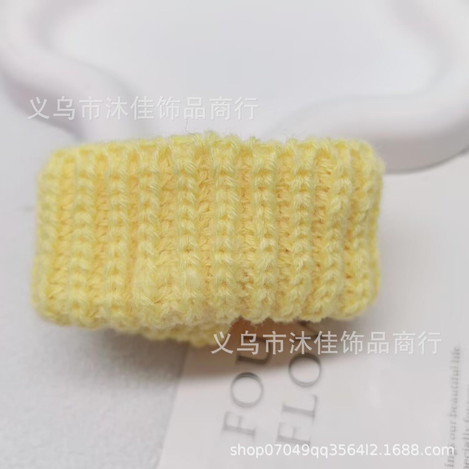 Light yellow (without bear mark)