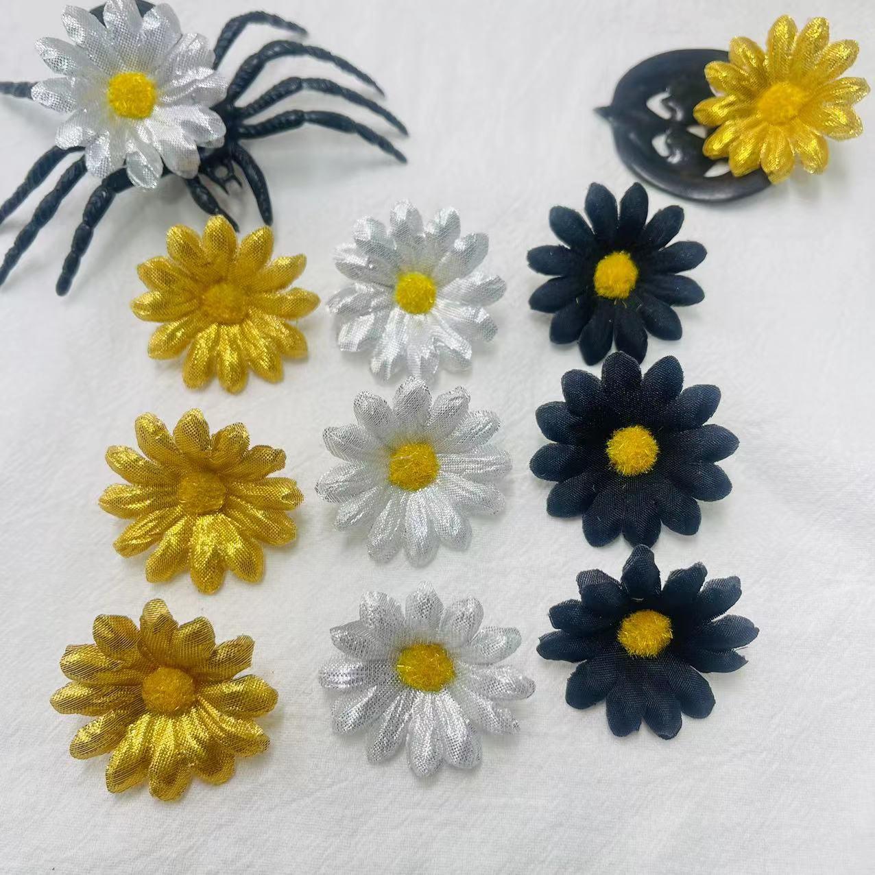 Factory direct 4cm black gold and silver small daisy 12 leaves 2 layers sunflower small sunflower cross-border hot sunny flowers