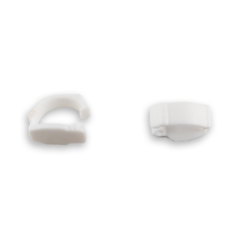 C style white (thick shoelaces)