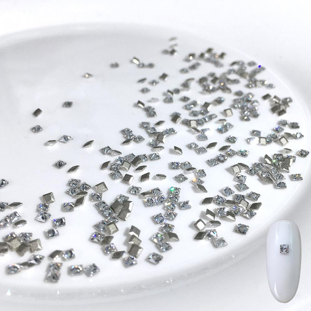 White flat bottom inverted zircon [2.5mm square]]